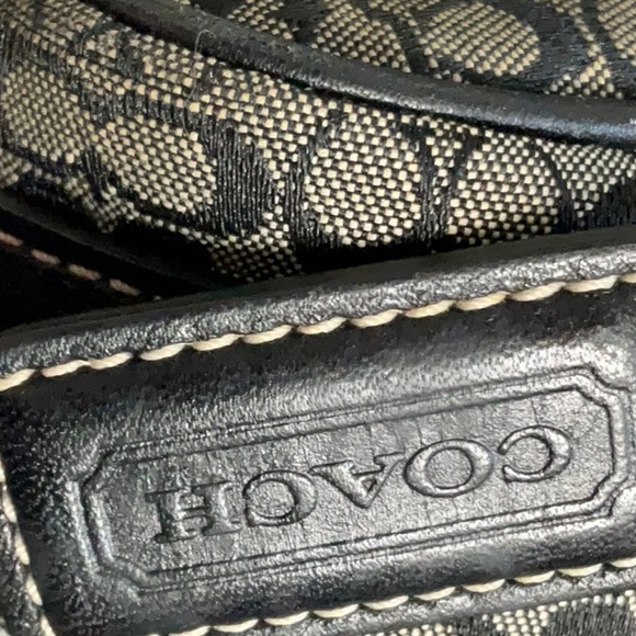 New Without Tags, Coach, Crossbody 395 Retail Low Start Final Sale - Picture 2 of 2